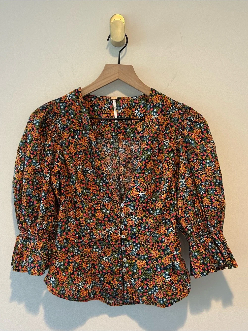 Free People Women’s Blouse “I Found You” Floral Button-Front Top  Orange Navy